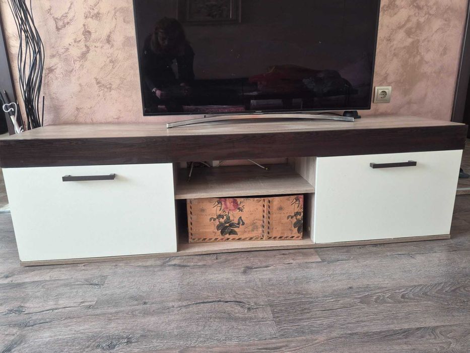 ТВ шкаф и модул запазени гр.Шумен