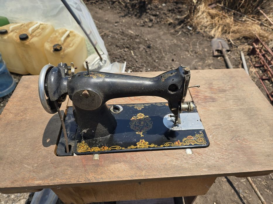 Шевна машина ретро