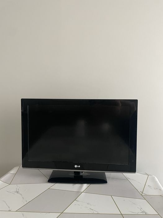 Телевизор LG  10.000 тг