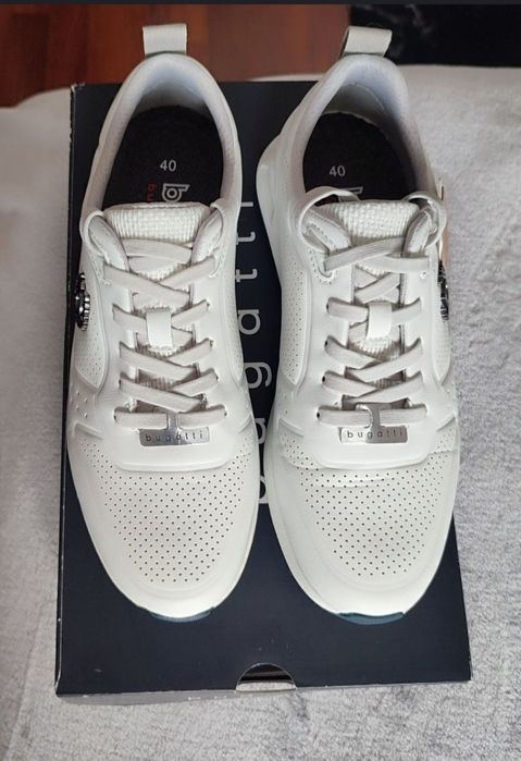 Bugatti Nr 40 noi(26 cm)