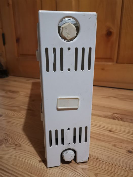 Панелен радиатор, нов и железни радиатори и лира