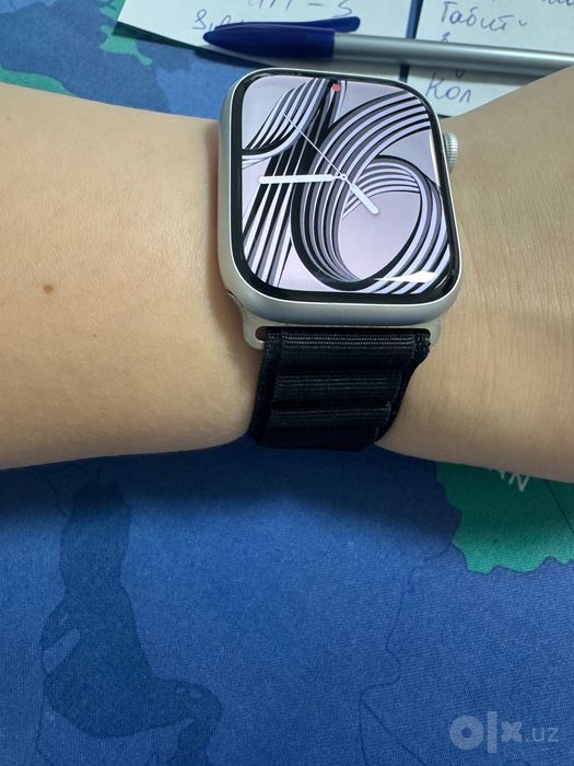 Продам Apple Watch 9