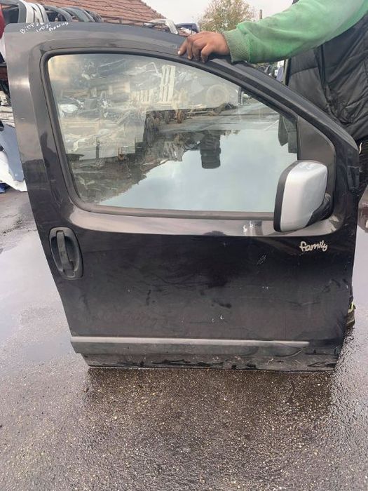 Vand usa fata dreapta Peugeot Bipper , volan pe stanga