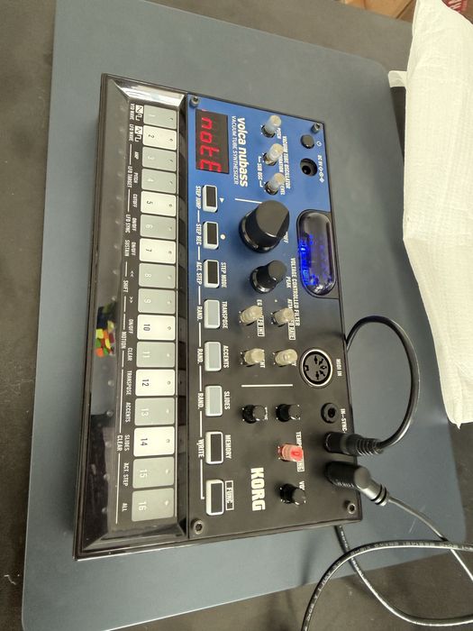Korg Volca Nubass