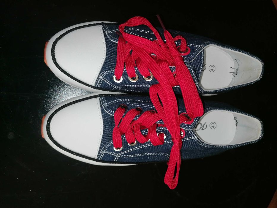 Дамски маратонки Weide