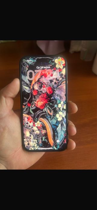 Iphone 15 в хорошом состояние