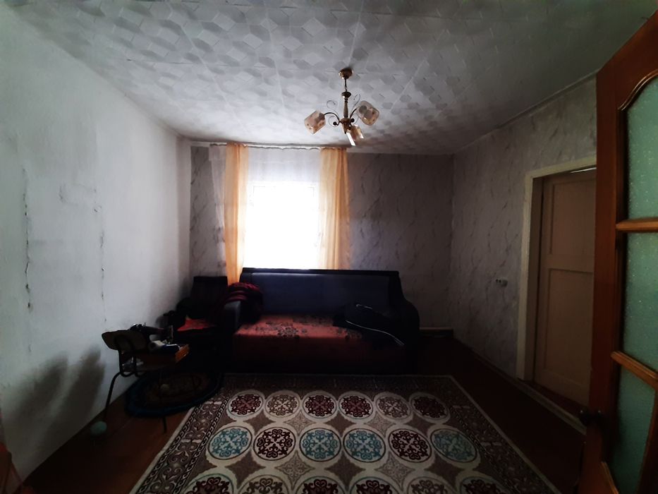 Продам ДОМ с большим участком