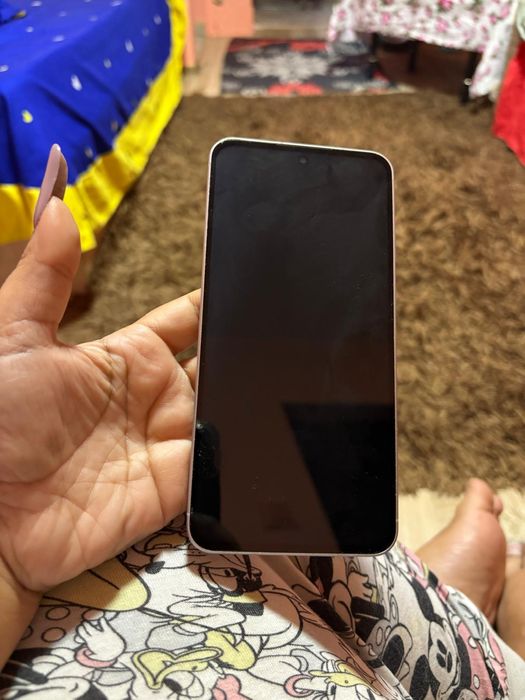 Tefefon de vânzare Samsung a56