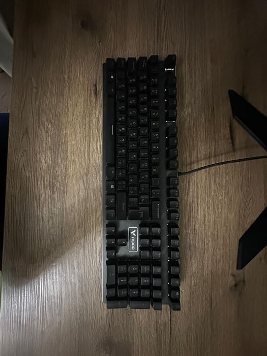 Продам Клаву  Rapoo v700 RGB