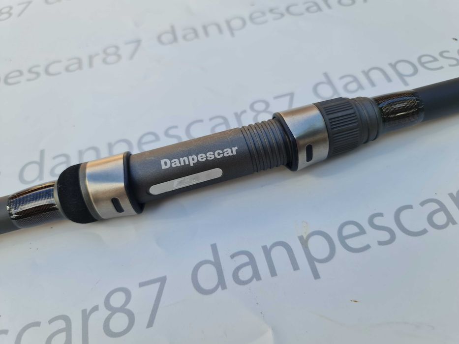 Lanseta Crap PRO FL Strategist 3,90 m din 2 bucati 3,75 LBS