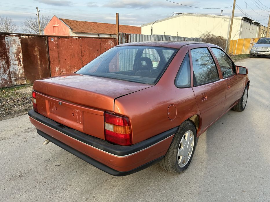 Opel Vectra A на части