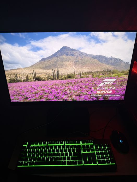 i5 10 GEN 10600K.4,8GHZ 12CORE 32GB  ddr4,ssd nvme 512GB video 8GB GTX1070 monitor24 nou LG 120HZ