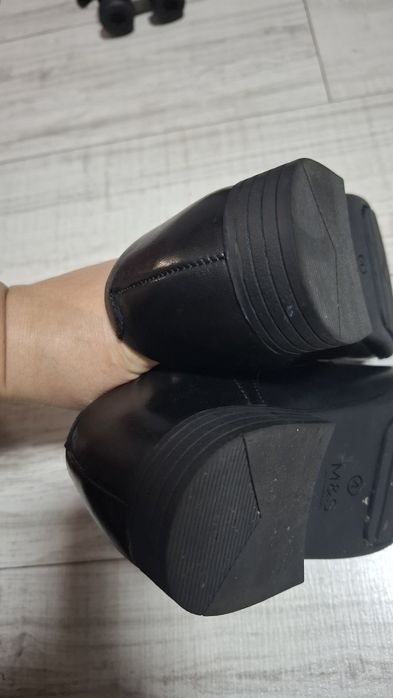 Pantofi piele naturala firma  M&S