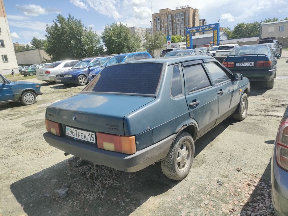 продам машину ваз 21099