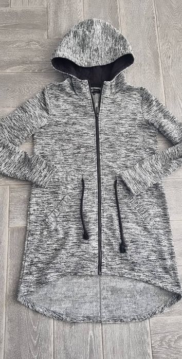 Hanorac lung cu germoar si gluga