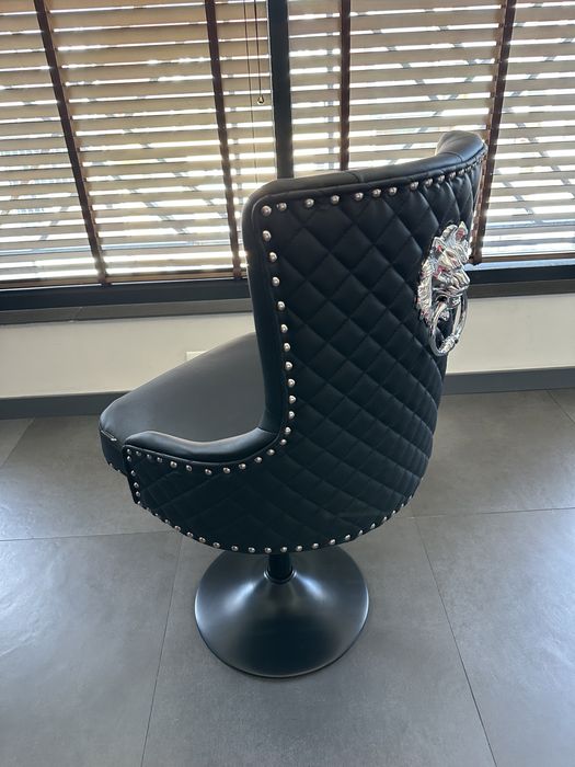 Трапезни столове Лион с 2г гаранция и безплатна доставка до офис