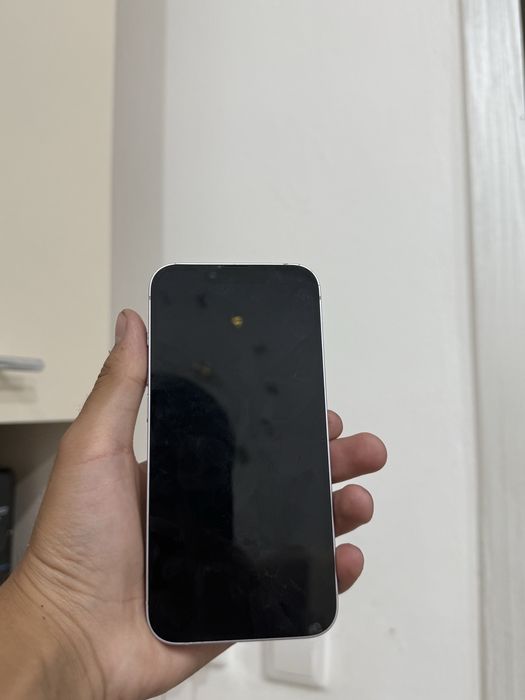 Продам Iphone 14