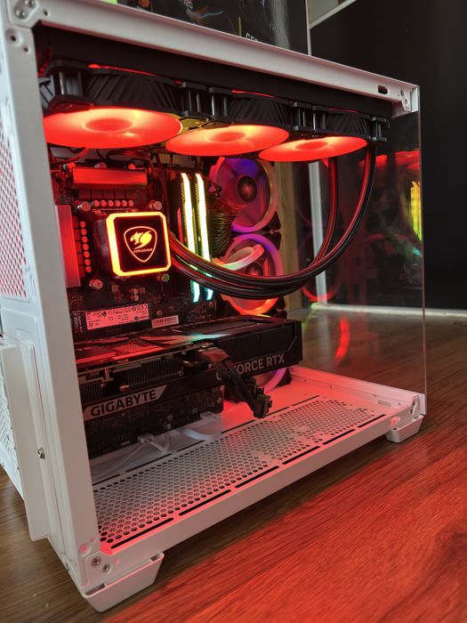 Геймърски компютър/ I7 11700K/Водно/32GB/RTX 5070/1TB SSD