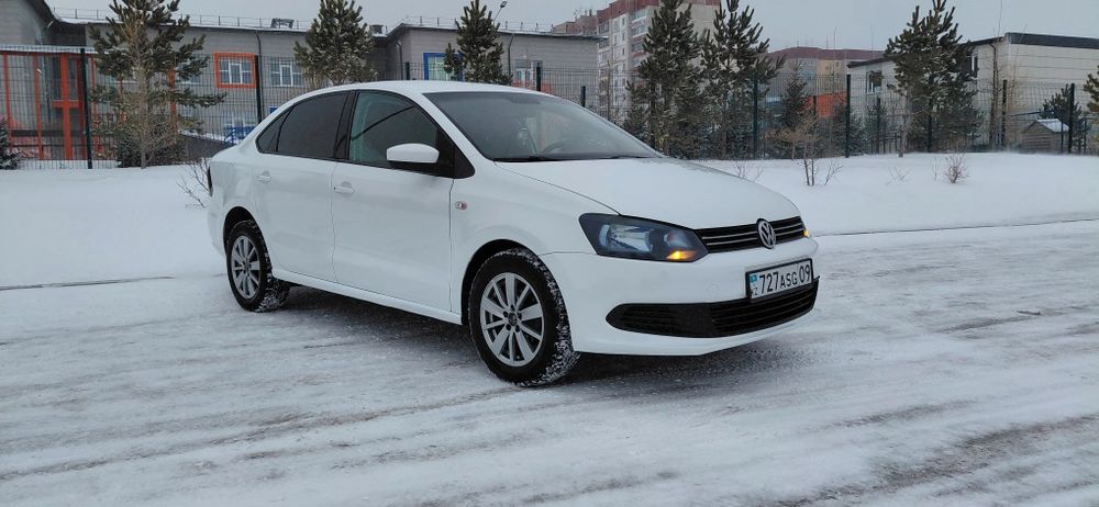 Продам POLO 2013 год