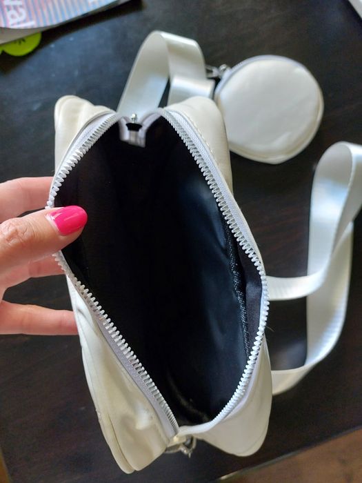 Дамска чанта сърце