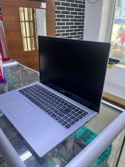 Ноутбук Acer для учебы/работы