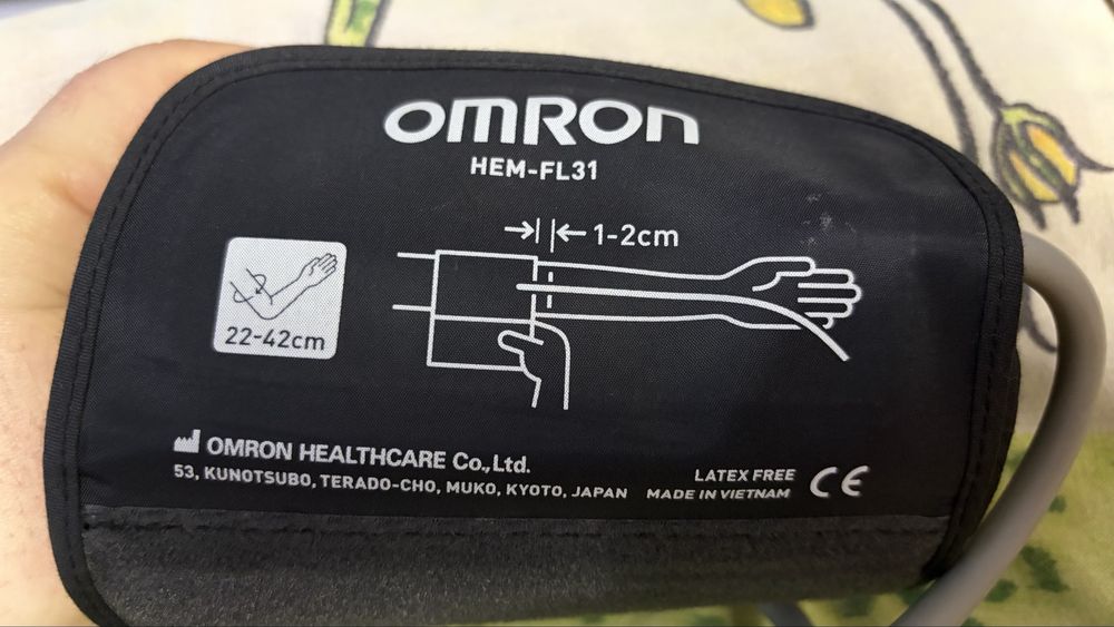 Tensiometru OMRON M3 Confort
