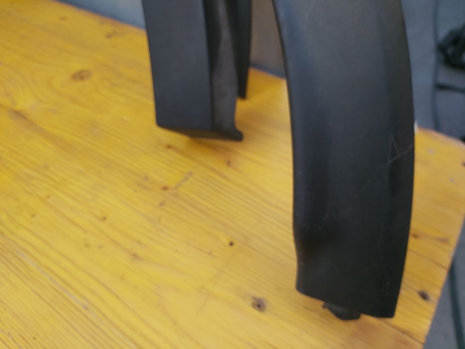 Лайсна калник рено каптур 2017/19 Renault Captur 2017/2019г