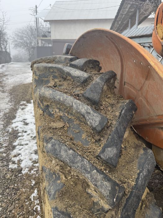 Tractor pentru piese