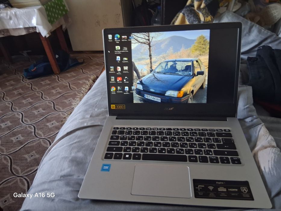 Продавам лаптоп Acer