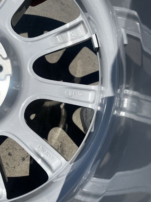 BMW  18 джанти