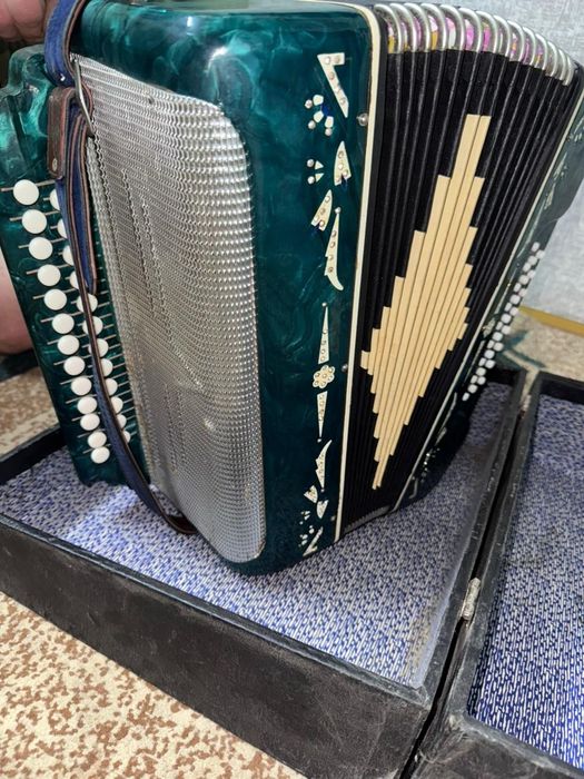 Гармонь советского производства