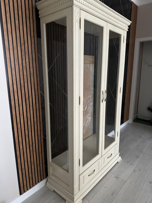 Сервант для посуды