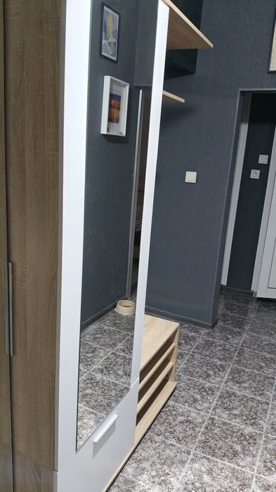 Портманто за коридор