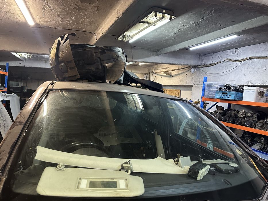 Предно челно стъкло нисан кашкай 2011г оригинално