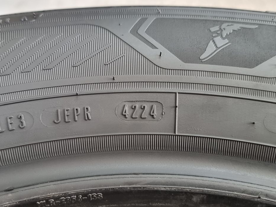"Dot 24/25" 215/65/17 Goodyear 4Броя: 320€ 8мм