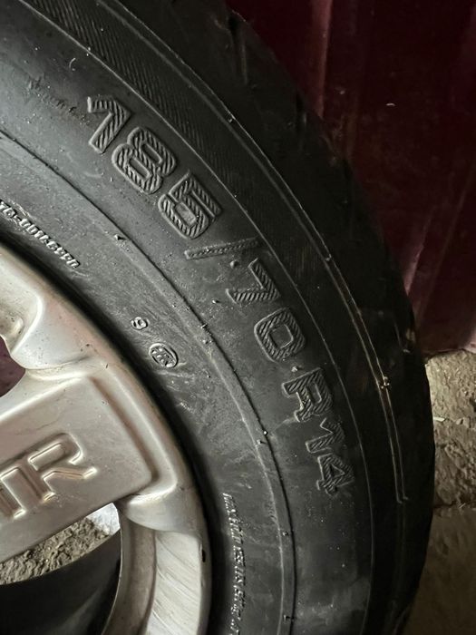 Продам диски с шинами