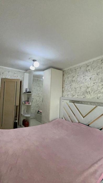 Продам 4-комнатную квартиру