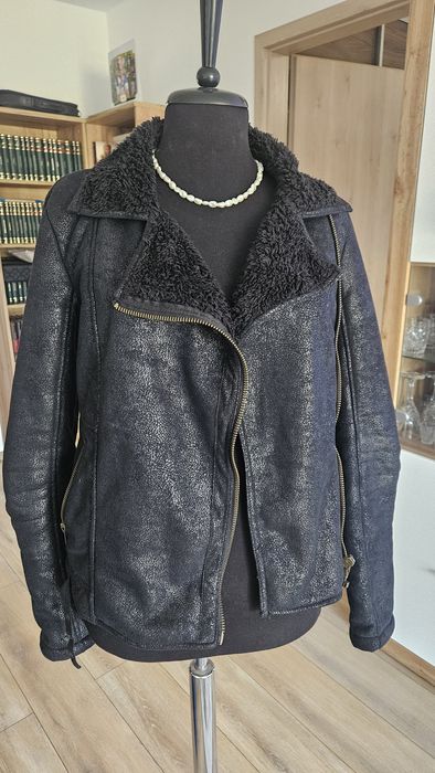 Haină îmblănită Pull&Bear S