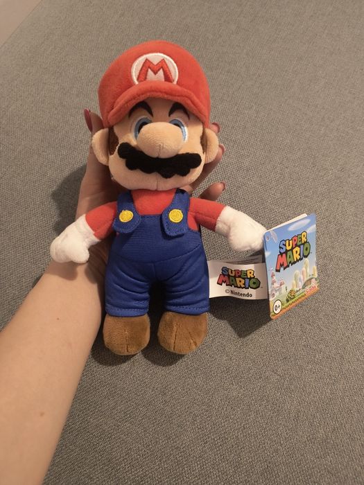 Plus Super Mario nou cu eticheta