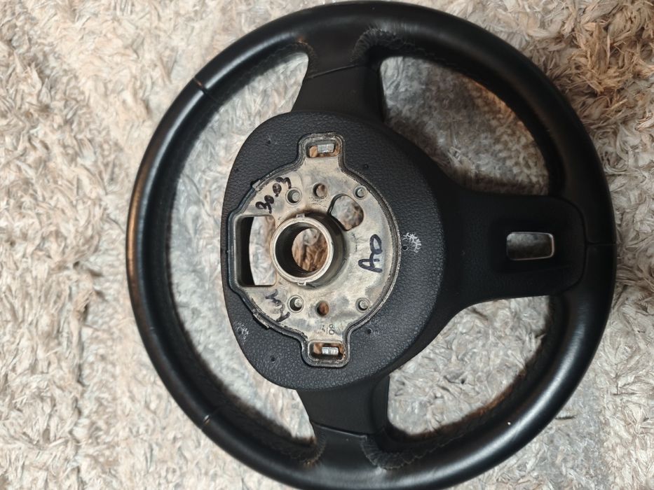 Волан WV golf/tiguan/tuaran/caddy/jetta-2012