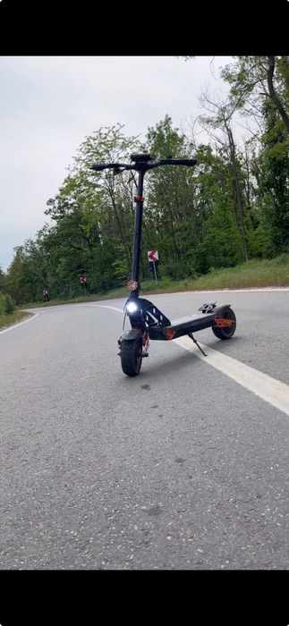 Vând kamikaze k1 Max functionabil