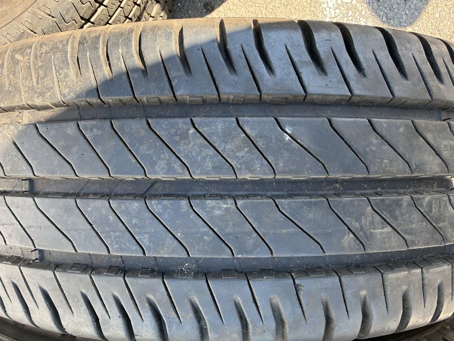 Set Anvelope vara Michelin 235 65 16 c