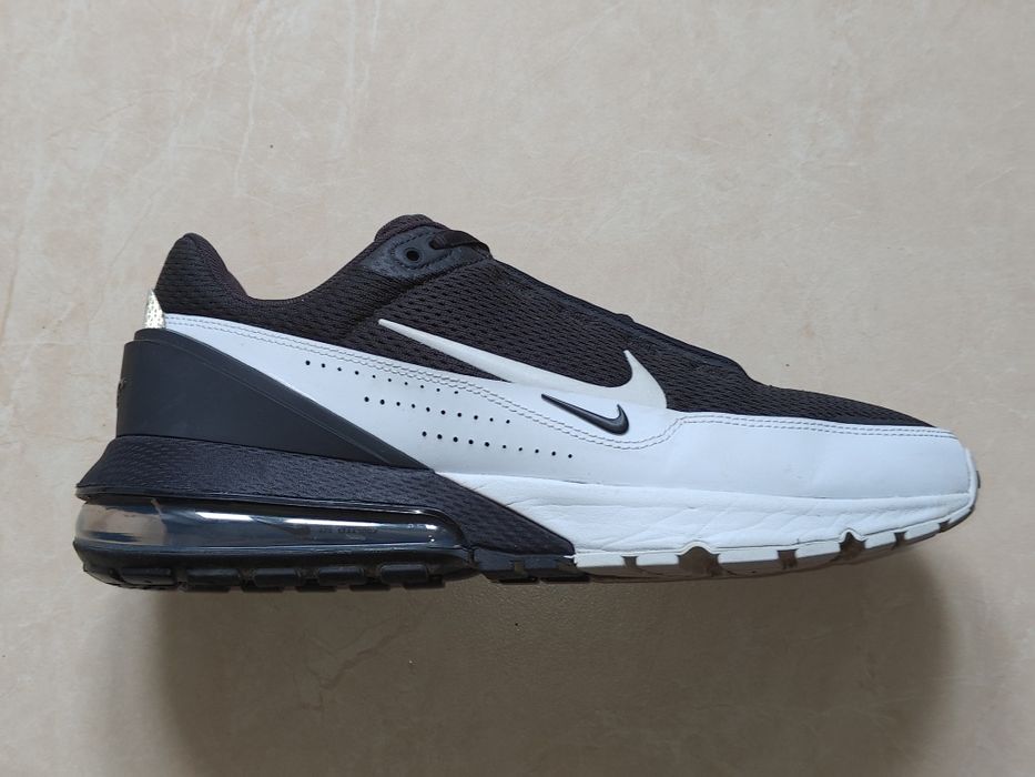 Nike Air Max Pulse