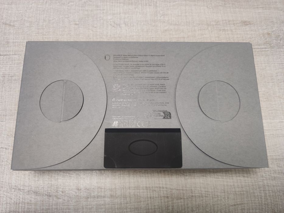 Apple Watch Ultra 3 5G 2025 49mm Black / Natural Titanium Case
