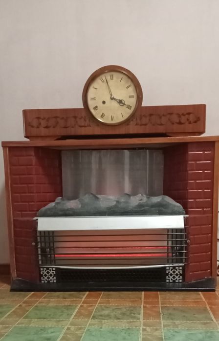 Советские каминные часы Янтарь.