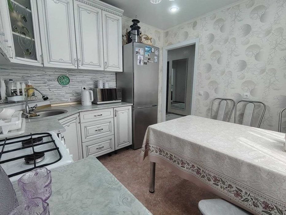 2 комнатная в мкр. Аэропорт