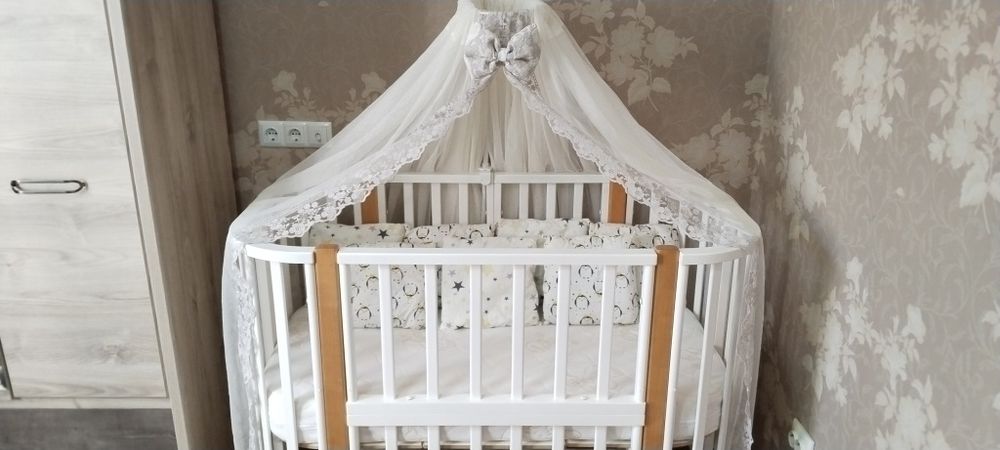 Продам детскую манежку новую