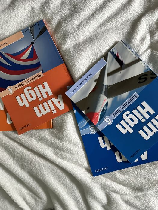 Учебници по английски Aim High 4 и 5