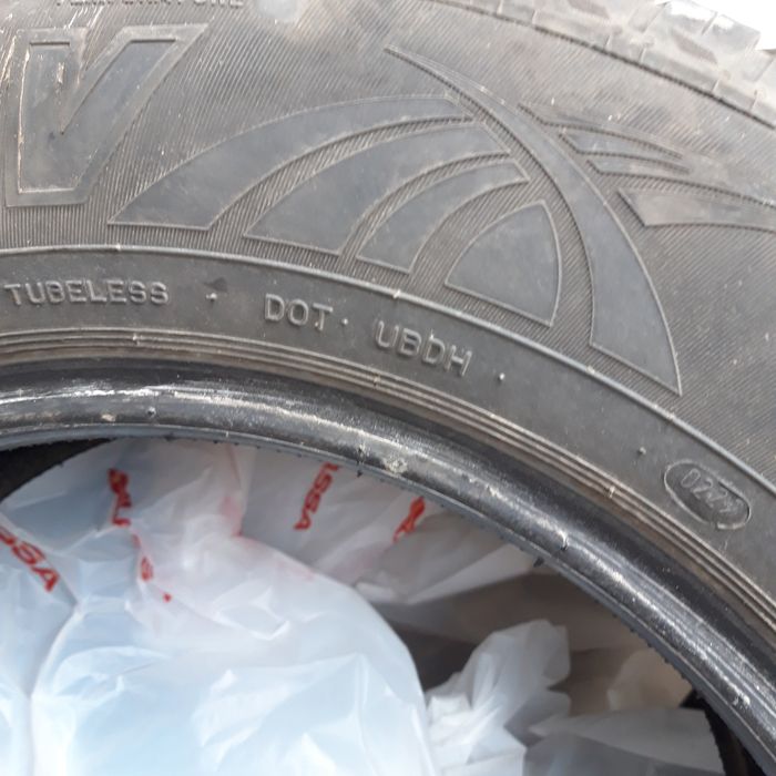 Летни гуми за джип  400лв.