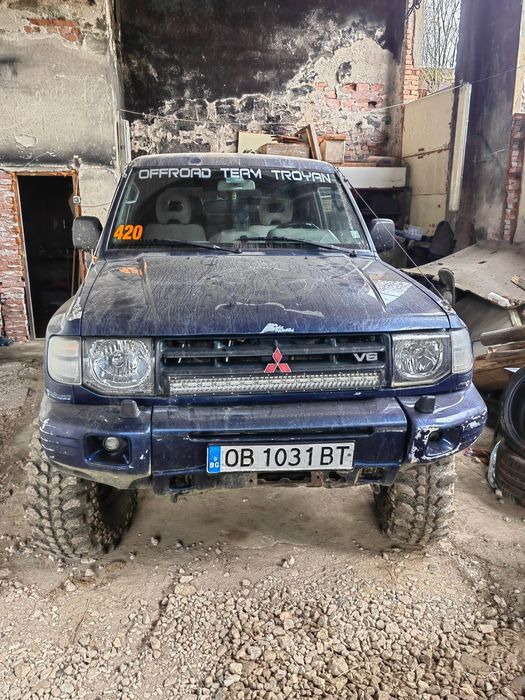 Мицубиши паджеро